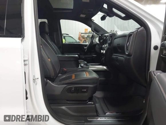 2021 GMC Sierra 1500 AT4 with VIN 3GTP9EED3MG184848, listed as a IAAI auction lot 41400026 with 35,645 mi miles. Bid and sale history available at carsss.com. Image 5.