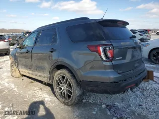 2019 Ford Explorer Sport with VIN 1FM5K8GT9KGA32854, listed as a Copart auction lot 44514545 with 124,545 mi miles and Clean Title. Bid and sale history available at carsss.com. Image 2.