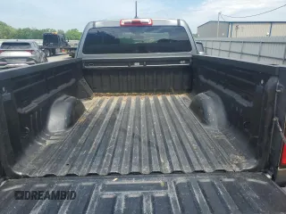 2018 Chevrolet Colorado 2WD Work Truck z VIN 1GCHSBEA0J1317864, wystawiony jako Copart lot #54306275 z przebiegiem 76 169 mil mil oraz Szkoda całkowita • Salvage title. Historia ofert i sprzedaży dostępna na DreamBid. Obrazek 10.