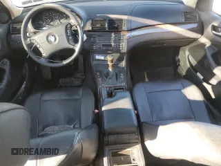 2003 BMW 3 Series 325xi with VIN WBAEU33403PF60428, listed as a Copart auction lot 42657855 with 181,122 mi miles and Salvage Title. Bid and sale history available at carsss.com. Image 8.