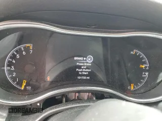 2019 Jeep Grand Cherokee Upland z VIN 1C4RJEAG3KC573022, wystawiony jako Copart lot #55415135 z przebiegiem 101 733 mil mil oraz Szkoda całkowita • Salvage title. Historia ofert i sprzedaży dostępna na DreamBid. Obrazek 9.