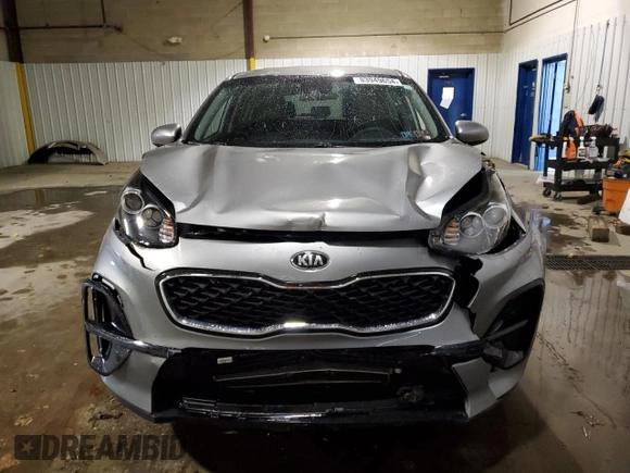 2020 Kia Sportage LX with VIN KNDPM3AC3L7788264, listed as a Copart auction lot 83949654 with 29,500 mi miles and Salvage Title. Bid and sale history available at carsss.com. Image 5.