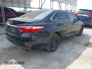 2017 Toyota Camry XLE z VIN 4T1BF1FK6HU404054, wystawiony jako IAAI lot #41921983 z przebiegiem 129 091 mil mil oraz . Historia ofert i sprzedaży dostępna na DreamBid. Obrazek 4.