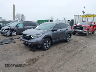 2019 Honda CR-V LX z VIN 2HKRW6H35KH212325, wystawiony jako IAAI lot #41794454 z przebiegiem 51 851 mil mil oraz . Historia ofert i sprzedaży dostępna na DreamBid. Obrazek 2.