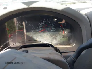2004 Ford F-150 XLT с VIN 1FTPX14534FA03581, выставлен на аукционе IAAI как лот 41771771 с пробегом 170 083 миль миль и . История ставок и продаж доступна на DreamBid. Изображение 7.
