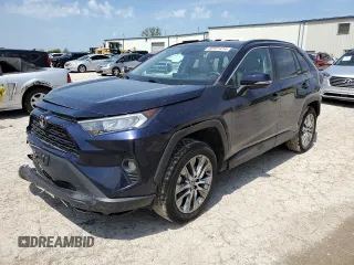 2021 Toyota RAV4 XLE Premium with VIN 2T3C1RFV7MW153560, listed as a Copart auction lot 66951414 with 68,799 mi miles and Salvage Title. Bid and sale history available at carsss.com. Image 1.
