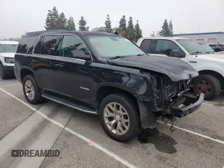 2018 GMC Yukon SLT with VIN 1GKS1BKC8JR209609, listed as a Copart auction lot 43723185 with 178,527 mi miles and Salvage Title. Bid and sale history available at carsss.com. Image 4.