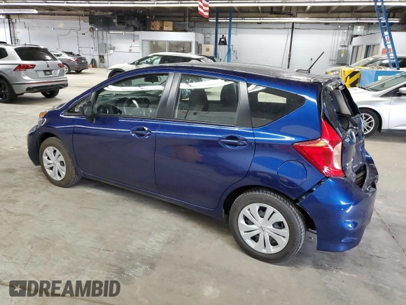 2018 Nissan Note SV z VIN 3N1CE2CP6JL352218, wystawiony jako Copart lot #61259655 z przebiegiem 47 697 mil mil oraz Szkoda całkowita • Salvage title. Historia ofert i sprzedaży dostępna na DreamBid. Obrazek 2.