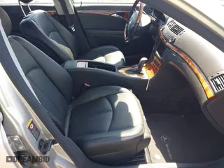 2005 Mercedes-Benz E-Class 3.2L with VIN WDBUF65J15A669561, listed as a IAAI auction lot 41888887 with 87,317 mi miles. Bid and sale history available at carsss.com. Image 5.