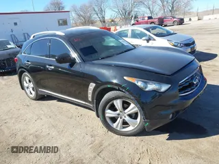 2011 Infiniti FX z VIN JN8AS1MW4BM140569, wystawiony jako IAAI lot #41696103 z przebiegiem 136 852 mil mil oraz . Historia ofert i sprzedaży dostępna na DreamBid. Obrazek 1.