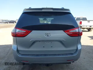 2019 Toyota Sienna LE Auto Access Seat z VIN 5TDKZ3DC1KS966037, wystawiony jako IAAI lot #41972610 z przebiegiem 59 585 mil mil oraz . Historia ofert i sprzedaży dostępna na DreamBid. Obrazek 17.