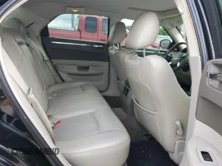 2008 Chrysler 300 C Hemi with VIN 2C3KA63H38H281359, listed as a Copart auction lot 70210504 with 114,796 mi miles and Salvage Title. Bid and sale history available at carsss.com. Image 10.