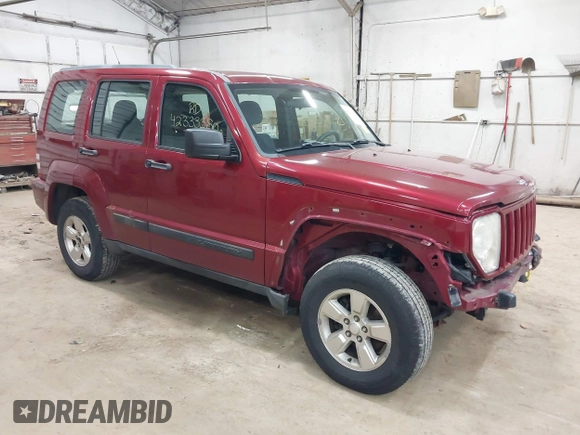 2011 Jeep Liberty Sport Jet z VIN 1J4PN2GK5BW531790, wystawiony jako IAAI lot #42333380 z przebiegiem 179 835 mil mil oraz . Historia ofert i sprzedaży dostępna na DreamBid. Obrazek 1.
