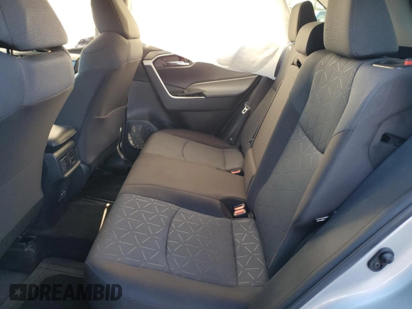 2022 Toyota RAV4 XLE with VIN 2T3W1RFV2NW195861, listed as a Copart auction lot 69635394 with 19,815 mi miles and Non repairable. Bid and sale history available at DreamBid. Image 11.
