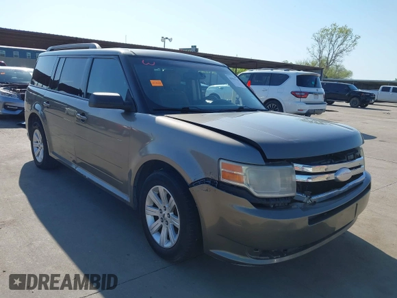 2012 Ford Flex SE with VIN 2FMGK5BC9CBD08666, listed as a IAAI auction lot 41962761 with 208,525 mi miles. Bid and sale history available at carsss.com. Image 1.