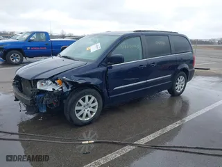 2014 Chrysler Town & Country Touring with VIN 2C4RC1BG8ER435280, listed as a IAAI auction lot 41838003 with 134,949 mi miles. Bid and sale history available at carsss.com. Image 18.