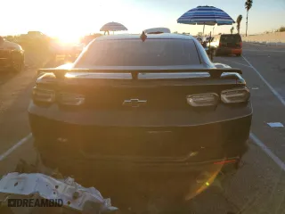 2021 Chevrolet Camaro 1SS with VIN 1G1FF1R73M0130495, listed as a Copart auction lot 80378244 with 33,525 mi miles and Salvage Title. Bid and sale history available at carsss.com. Image 6.