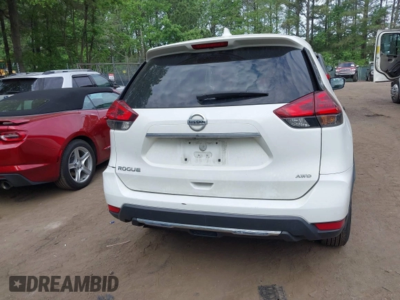 2018 Nissan Rogue SV with VIN KNMAT2MV3JP601540, listed as a IAAI auction lot 42160011 with 212,609 mi miles. Bid and sale history available at carsss.com. Image 16.
