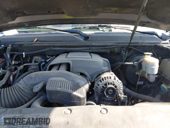 2011 Chevrolet Tahoe LT with VIN 1GNSCBE08BR183366, listed as a IAAI auction lot 42343281 with 211,674 mi miles and . Bid and sale history available at DreamBid. Image 10.