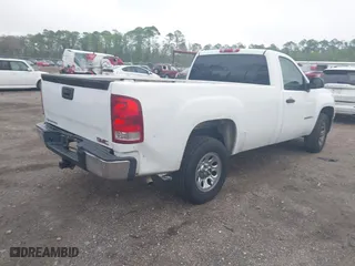 2008 GMC Sierra 1500 Work Truck with VIN 1GTEC14C88Z171268, listed as a IAAI auction lot 41923097 with 275,172 mi miles. Bid and sale history available at carsss.com. Image 4.