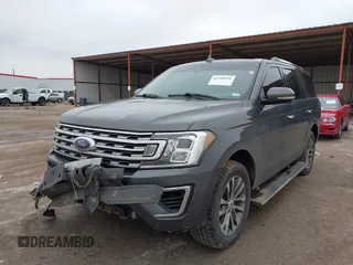 2018 Ford Expedition Limited with VIN 1FMJU1KT4JEA48574, listed as a IAAI auction lot 41588696 with 182,845 mi miles. Bid and sale history available at carsss.com. Image 2.