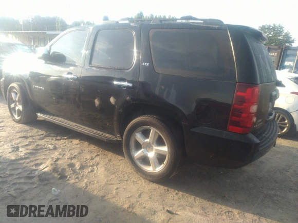 2008 Chevrolet Tahoe LTZ with VIN 1GNFK13028J123429, listed as a IAAI auction lot 42415046 with 240,925 mi miles and . Bid and sale history available at DreamBid. Image 3.