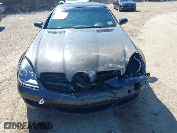 2008 Mercedes-Benz SLK 350 с VIN WDBWK56F48F179390, выставлен на аукционе IAAI как лот 41772723 с пробегом 148 691 миль миль и . История ставок и продаж доступна на DreamBid. Изображение 13.