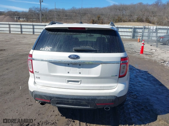 2014 Ford Explorer XLT with VIN 1FM5K8D89EGA68175, listed as a IAAI auction lot 41664241 with 1 mi miles. Bid and sale history available at carsss.com. Image 15.
