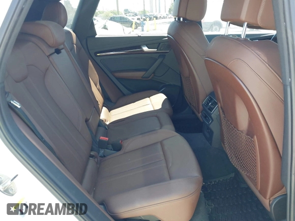 2018 Audi Q5 Premium Plus with VIN WA1BNAFYXJ2097883, listed as a IAAI auction lot 41890804 with 44,220 mi miles. Bid and sale history available at carsss.com. Image 8.