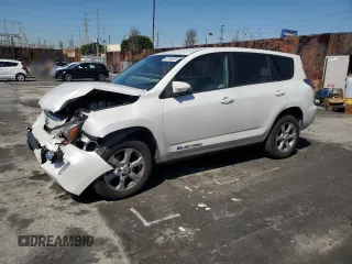 2014 Toyota RAV4 with VIN 2T3YL4DV4EW002697, listed as a Copart auction lot 49740985 with 98,712 mi miles and Salvage Title. Bid and sale history available at carsss.com. Image 1.