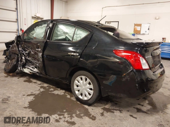 2014 Nissan Versa SV with VIN 3N1CN7AP3EK462106, listed as a IAAI auction lot 41636914 with 117,155 mi miles. Bid and sale history available at carsss.com. Image 3.