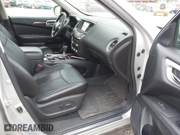 2013 Nissan Pathfinder SV with VIN 5N1AR2MM7DC678375, listed as a IAAI auction lot 41701956 with 151,087 mi miles. Bid and sale history available at carsss.com. Image 5.