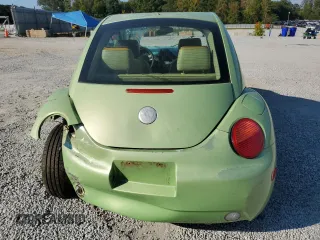 2005 Volkswagen New Beetle Coupe GL with VIN 3VWBK31C35M400925, listed as a Copart auction lot 72513484 with 199,597 mi miles and Salvage Title. Bid and sale history available at carsss.com. Image 6.