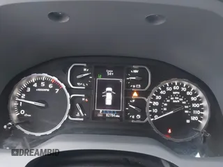 2019 Toyota Tundra 2WD SR with VIN 5TFRY5F19KX245581, listed as a IAAI auction lot 41204371 with 82,784 mi miles. Bid and sale history available at carsss.com. Image 7.