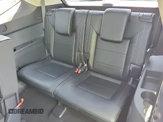 2023 Volkswagen Atlas SE z VIN 1V2HR2CA5PC526012, wystawiony jako IAAI lot #42796408 z przebiegiem 41 216 mil mil oraz . Historia ofert i sprzedaży dostępna na DreamBid. Obrazek 23.