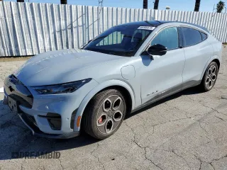 2024 Ford Mustang Mach-E GT z VIN 3FMTK4SX6RMA37388, wystawiony jako Copart lot #48388575 z przebiegiem 8 778 mil mil oraz Szkoda całkowita • Salvage title. Historia ofert i sprzedaży dostępna na DreamBid. Obrazek 1.