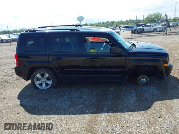 2014 Jeep Patriot Latitude with VIN 1C4NJRFB2ED501262, listed as a IAAI auction lot 42165657 with 107,551 mi miles and . Bid and sale history available at DreamBid. Image 13.
