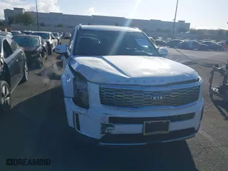 2021 Kia Telluride EX with VIN 5XYP34HC1MG097415, listed as a IAAI auction lot 41694743 with 33,431 mi miles. Bid and sale history available at carsss.com. Image 6.