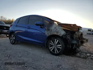 2017 Honda Fit EX z VIN 3HGGK5H79HM712041, wystawiony jako Copart lot #81773314 z przebiegiem Nie podano mil oraz Nie do naprawy • Non repairable. Historia ofert i sprzedaży dostępna na DreamBid. Obrazek 4.