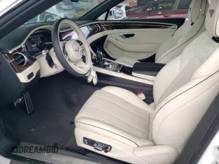 2023 Bentley Continental GT GT V8 z VIN SCBDG4ZGXPC005755, wystawiony jako Copart lot #62562783 z przebiegiem 459 mil mil oraz . Historia ofert i sprzedaży dostępna na DreamBid. Obrazek 7.