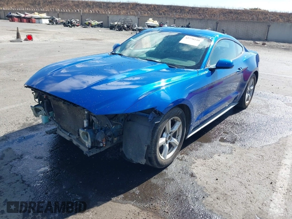 2017 Ford Mustang V6 z VIN 1FA6P8AM1H5323841, wystawiony jako IAAI lot #42770240 z przebiegiem 201 012 mil mil oraz . Historia ofert i sprzedaży dostępna na DreamBid. Obrazek 2.