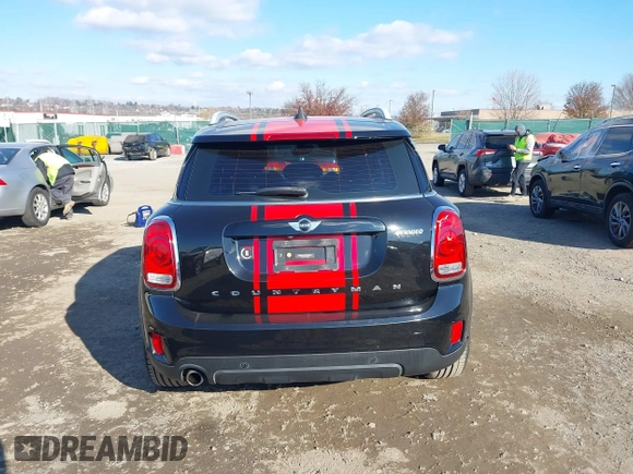 2018 MINI Countryman Cooper with VIN WMZYV5C35J3E03434, listed as a IAAI auction lot 40998800 with 133,501 mi miles and . Bid and sale history available at DreamBid. Image 16.