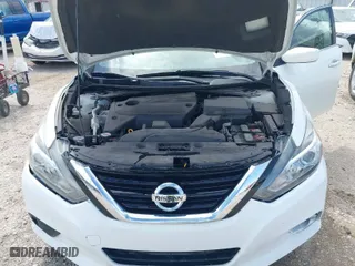 2016 Nissan Altima 2.5 S with VIN 1N4AL3AP1GC186347, listed as a IAAI auction lot 41813617 with 109,072 mi miles. Bid and sale history available at carsss.com. Image 10.