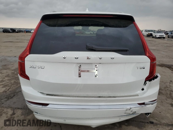 2025 Volvo XC90 Plug-In Hybrid Ultra z VIN YV4H60PF3S1312691, wystawiony jako Copart lot #51518005 z przebiegiem Nie podano mil oraz Szkoda całkowita • Salvage title. Historia ofert i sprzedaży dostępna na DreamBid. Obrazek 6.
