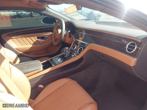 2024 Bentley Continental GT V8 with VIN SCBCG2ZG4RC017077, listed as a IAAI auction lot 41657938 with 1,536 mi miles. Bid and sale history available at carsss.com. Image 5.