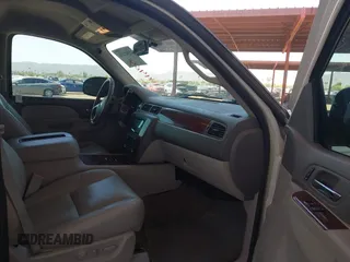 2013 Chevrolet Avalanche LTZ с VIN 3GNTKGE75DG144464, выставлен на аукционе IAAI как лот 42502256 с пробегом 116 237 миль миль и . История ставок и продаж доступна на DreamBid. Изображение 5.