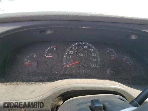 2003 Ford Econoline Passenger XL z VIN 1FBSS31S13HB64470, wystawiony jako Copart lot #55650805 z przebiegiem 278 968 mil mil oraz Szkoda całkowita • Salvage title. Historia ofert i sprzedaży dostępna na DreamBid. Obrazek 9.