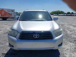 2008 Toyota Highlander Sport with VIN JTEDS43A782035038, listed as a IAAI auction lot 42038615 with 278,109 mi miles. Bid and sale history available at carsss.com. Image 12.