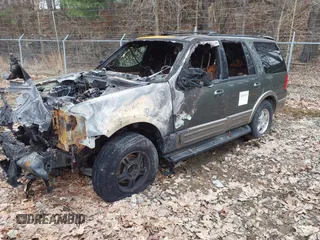 2003 Ford Expedition Eddie Bauer z VIN 1FMFU18L63LC31129, wystawiony jako IAAI lot #41683523 z przebiegiem 212 638 mil mil oraz . Historia ofert i sprzedaży dostępna na DreamBid. Obrazek 2.