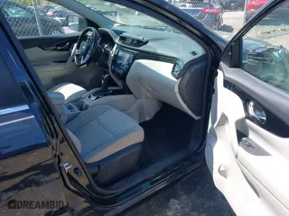 2017 Nissan Rogue Sport SL with VIN JN1BJ1CR2HW111621, listed as a IAAI auction lot 42021526 with 249,847 mi miles. Bid and sale history available at carsss.com. Image 5.